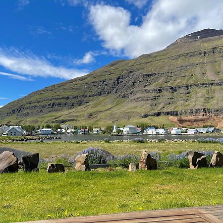 Lonsleira Apartments Seyðisfjörður Bagian luar foto