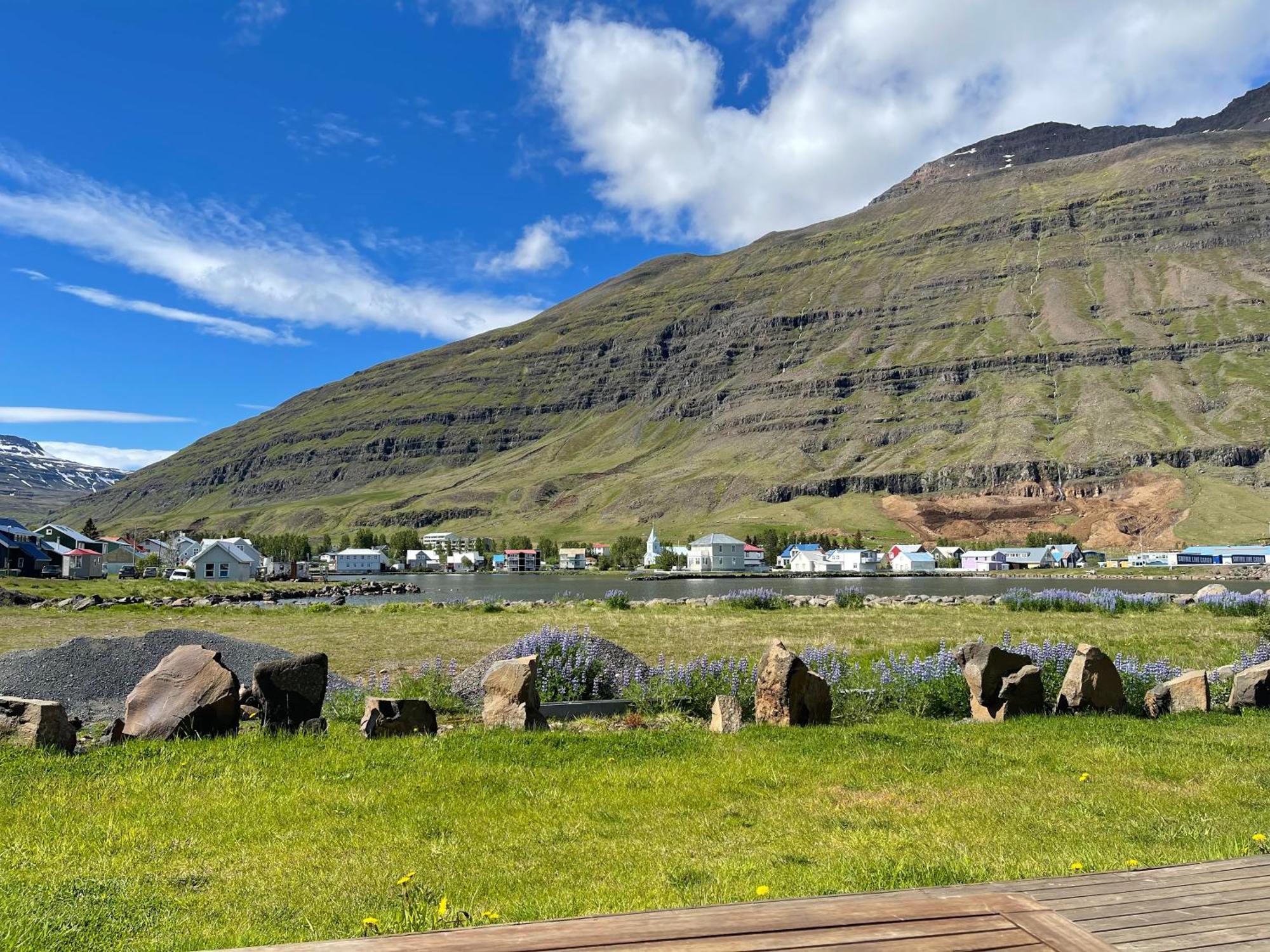 Lonsleira Apartments Seyðisfjörður Bagian luar foto