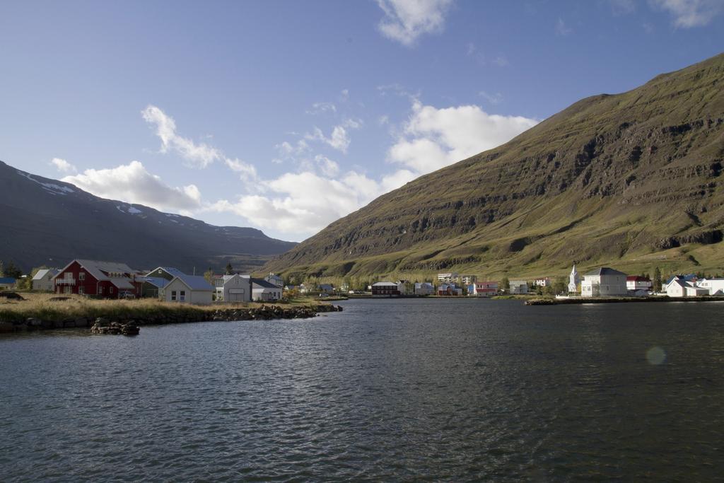 Lonsleira Apartments Seyðisfjörður Ruang foto