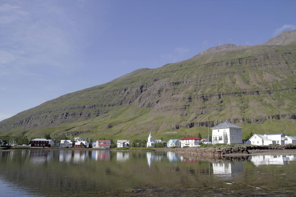 Lonsleira Apartments Seyðisfjörður Ruang foto