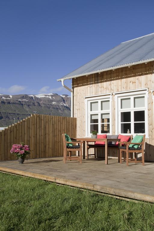 Lonsleira Apartments Seyðisfjörður Ruang foto